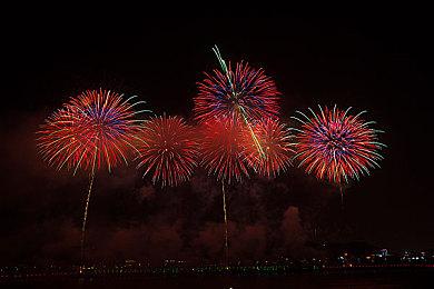 B社《星空》新概念艺术图 异形和辐射结合体？